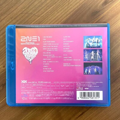 K-POP・アジア 2NE1 GLOBAL TOUR DVD 2NE1 2012 1st Global Tour NEW EVOLUTION in Japan Blu-ray