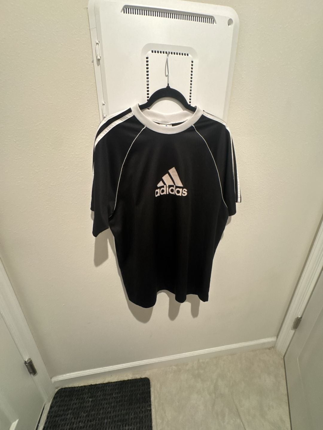 Vintage Adidas Black & White Center Logo Soccer Jersey T-Shirt Size L