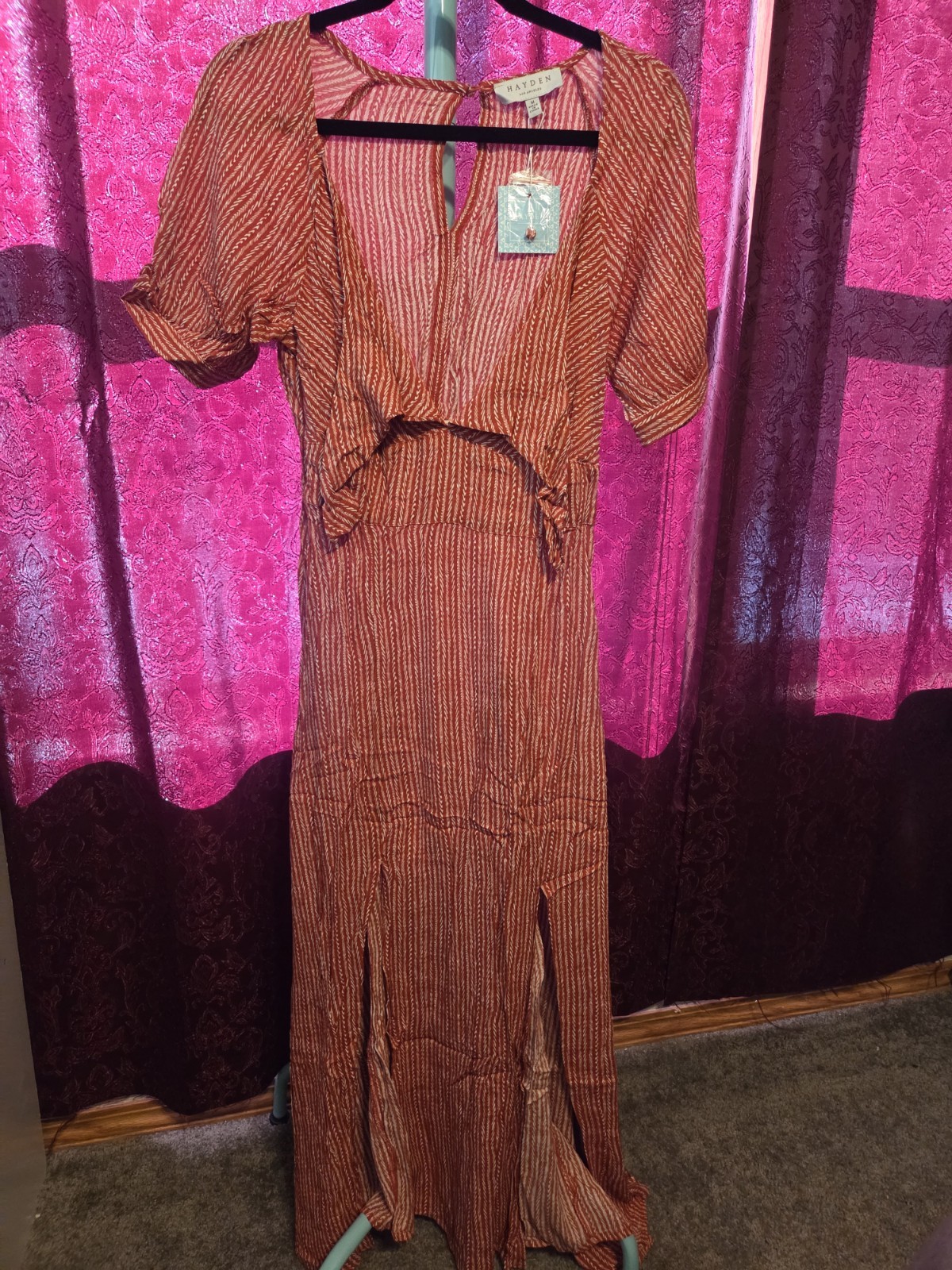 Hayden Los Angeles Womens Dress. Sz M. Brick. NWT.        #525