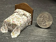 Dollhouse Miniature Bed White P 1:48 Quarter inch scale 1/4 F238 Dollys Gallery