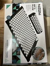 NIZONI Neck and Back Pain Relief Acupressure Mat and Neck Pillow Set