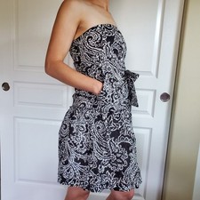 AE American Eagle black and white paisley strapless ruffle tie mini dress size 4