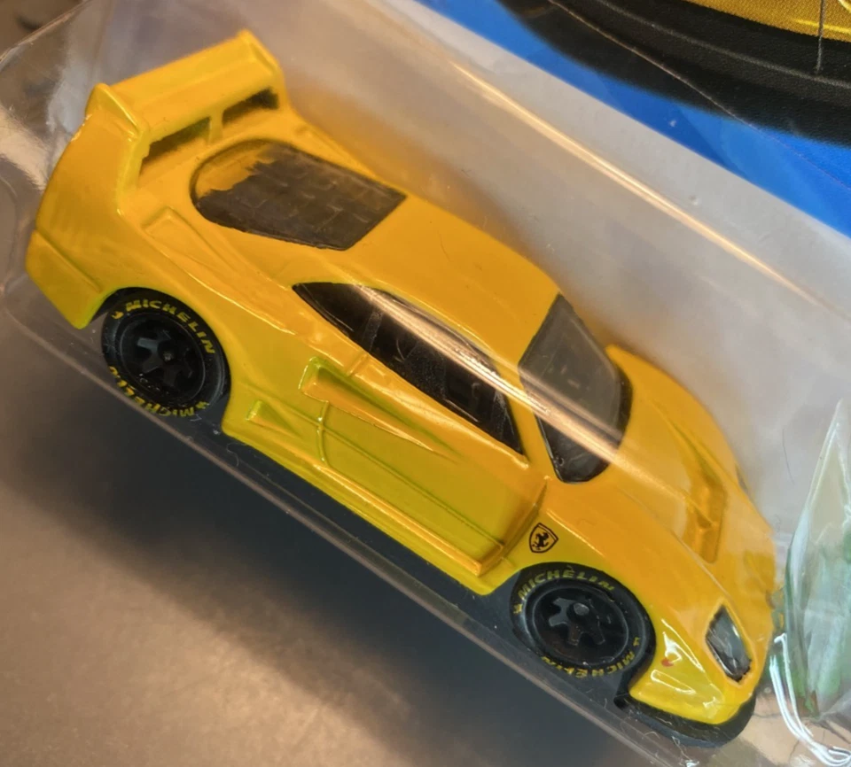 Hot Wheels 4/5 2025 Ferrari F40 Competizione Yellow CUSTOM Super RR Wheel Swap - Image 2 of 4