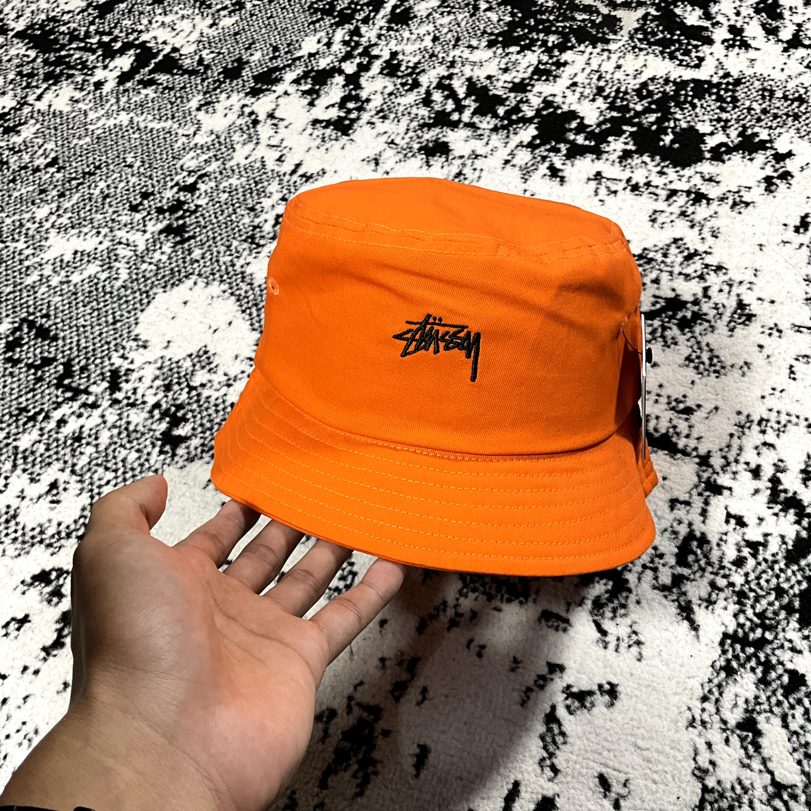 STUSSY STOCK BUCKET HAT IN ORANGE - L/XL SUMMER CAMPING OUTDOOR Y2K