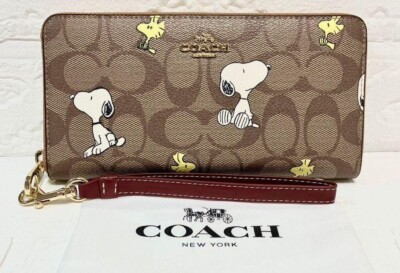 COACH X PEANUTS スナップ ウォレット シグネチャー スヌーピー COACH コーチ シグネチャー ジップ ウォレット スヌーピーコラボ