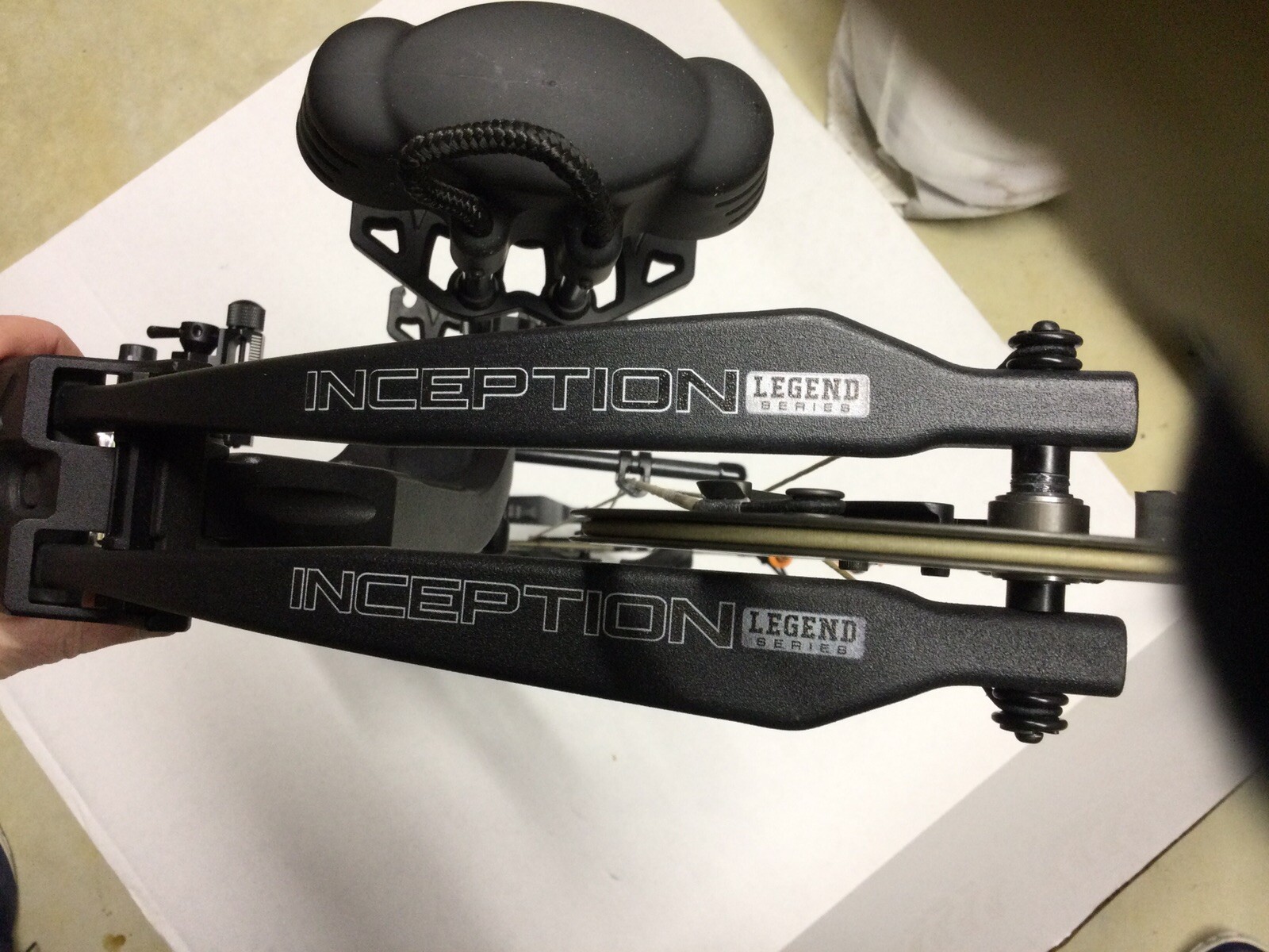Bear Inception Bear Archery Inception Black RH 50-60lb Accessories Exc Cond | eBay