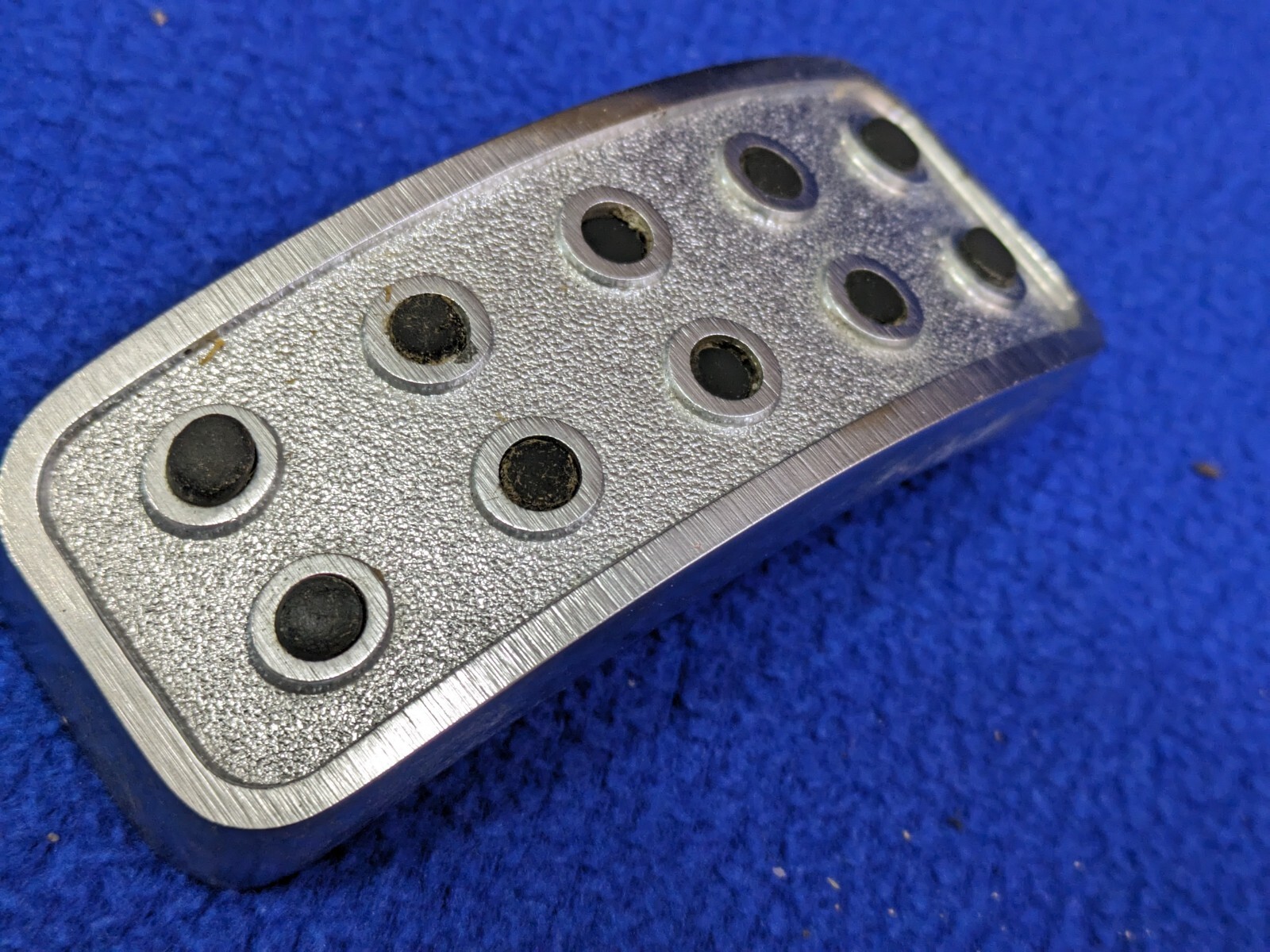 2006-19 BENTLEY CONTINENTAL FLYING SPUR gas PEDAL TRIM PLATE COVER NON-SLIP