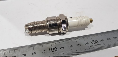 NGK SHOP DISPLAY PLASTIC/METAL SPARK PLUG. - Picture 5 of 10