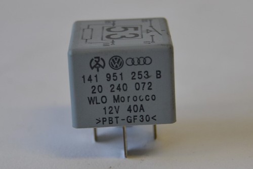 PORSCHE 924 928 944 964 968 993 BOXSTER No 53 MULTI PURPOSE RELAY 141 951 253 B - Picture 2 of 3