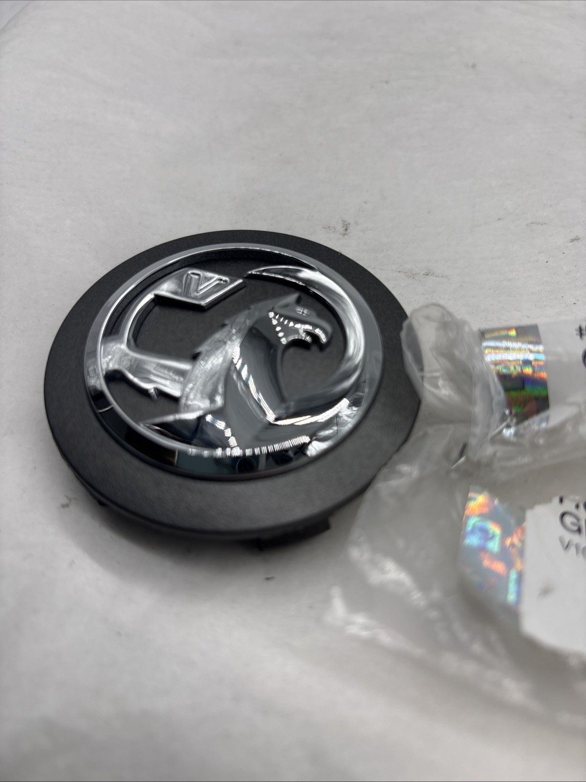 Alloy Wheel Centre Hub Cap Charcoal GENUINE VAUXHALL NEW 13276165 image 2