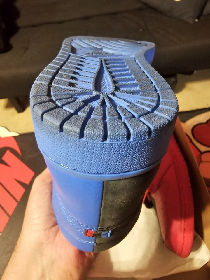 Jordan 1 Retro Alto Quai 54 Amigos y Familia talla 10.5 Foto 2 de 4