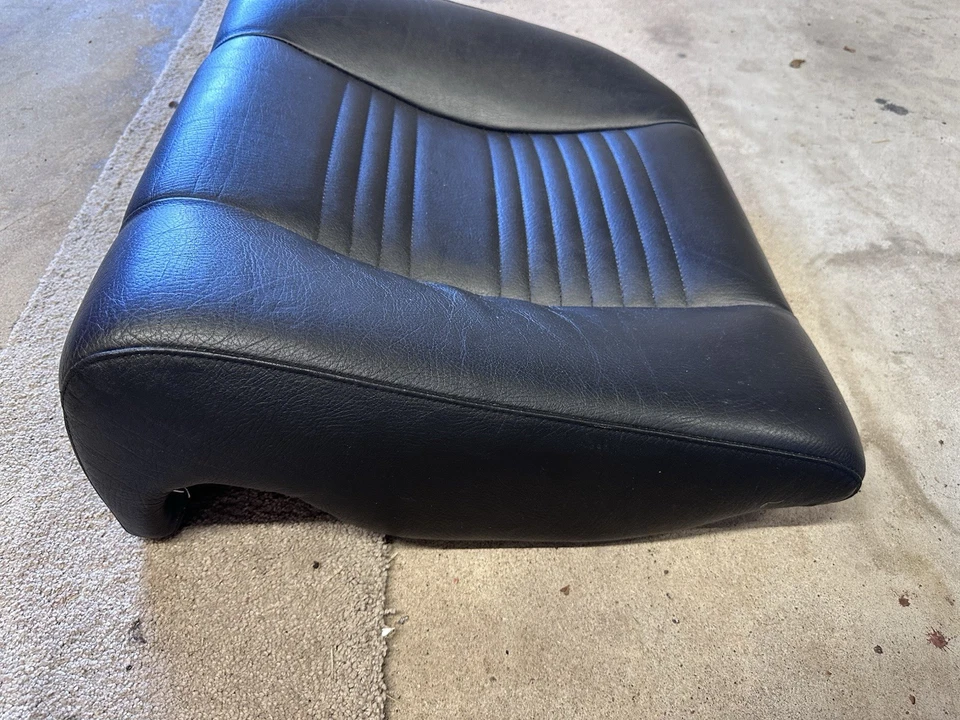 Asiento trasero derecho inferior Lancia Beta Coupe, Zagato, Spider Foto 3 de 4