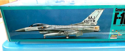 Hasegawa F-16A PLUS/C FIGHTING FALCON 1/32 #S25 08025 Open Box, Parts Sealed