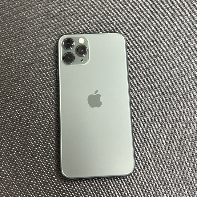 モデル iPhone ミッドナイトグリーン 64GBの通販 by サムエー's shop｜アイフォーンならラクマ - iPhone 11 ...