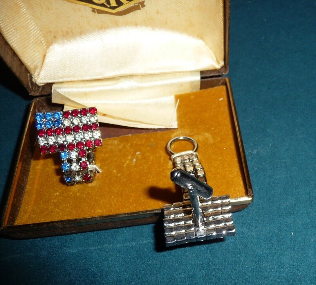 Patriotic Cufflinks Flag Rectangular Red White Bl… - image 2