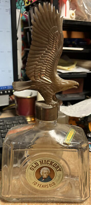 RARE VINTAGE OLD HICKORY BOURBON WHISKEY BOTTLE DECANTER 4/5 QUART EAGLE CAP 12''