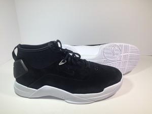 nike hyperdunk low lux