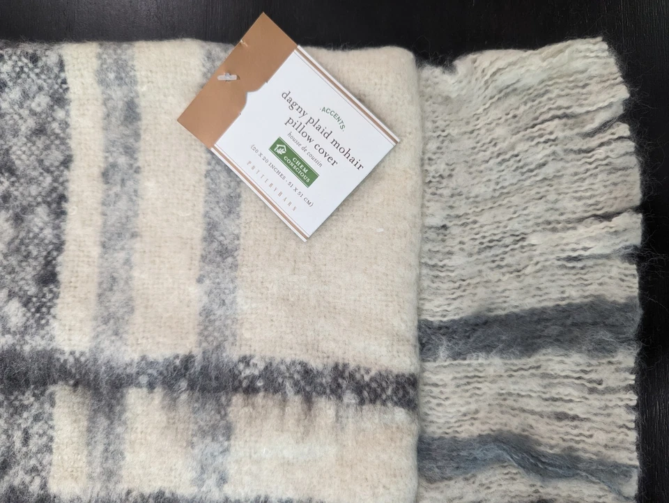 Funda de almohada Pottery Barn Dagny a cuadros mohair, 20 pulgadas Foto 3 de 4