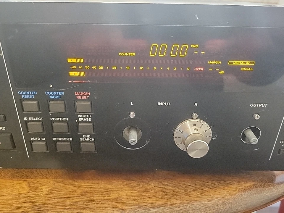 TASCAM DA-30 Digital Audio Tape Deck DAT Recorder Not Fully Tested As Is Powers - Image 3 of 4