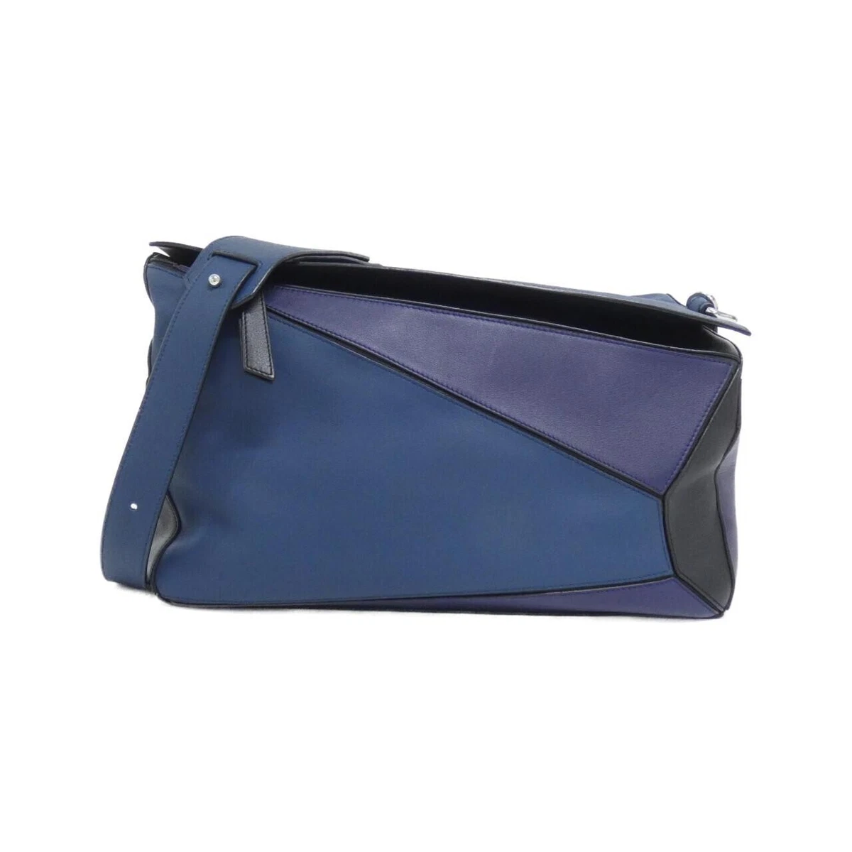 Authentic Loewe Puzzle XL 322 30UM46 Shoulder Bag #260-007-119