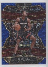 2019-20 Panini Select Concourse Hybrid Blue Disco Prizm 17/25 KZ Okpala #37 r7d