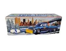 VTG 1996 Collector's Edition Sunoco Tow Truck with Snow Plow NIB 