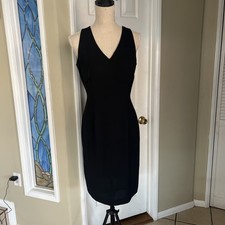 TAHARI Women’s Dress Size 8 Black Color Sleeveless New Wit Out Tag