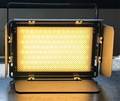 Luxibel B Panel 120WW LED Scheinwerfer