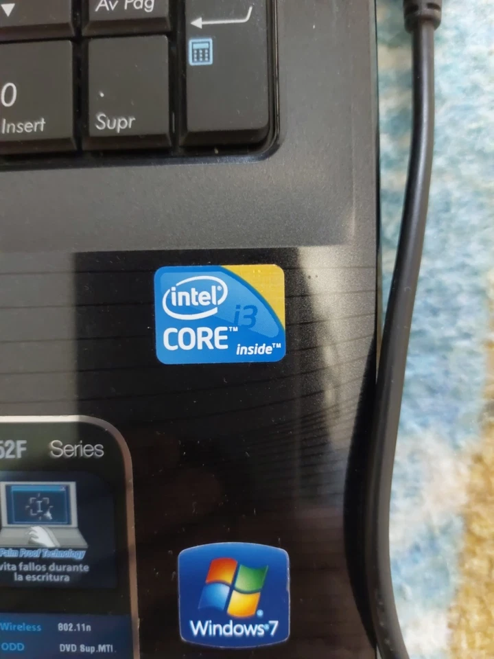 ordenador portatil Intel Core I3/4GB RAM/640HDD/DVD - Imagen 4 de 4