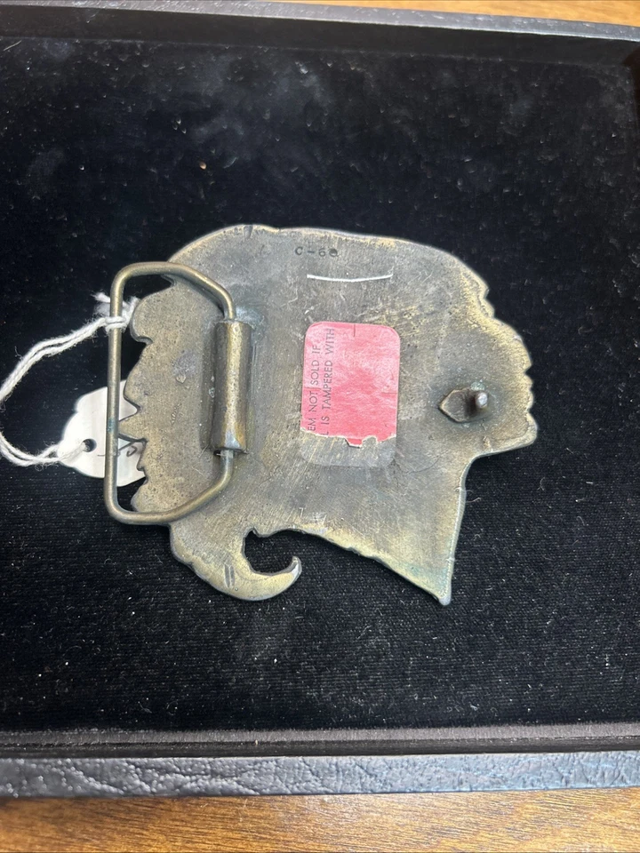 Hebilla de Cinturón Indio Nativo Americano Cabeza de Jefe Bergamota Latón Texturizado De Colección EE. UU. Foto 4 de 4