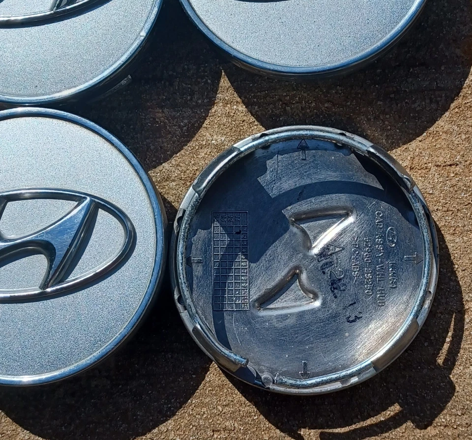 Hyundai Elantra Kona GT Touring + conjunto de tampa central de 4, 2006-2021 p/n 52960 2S250 - Imagem 3 de 3