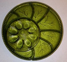 Large Indiana Glass Pebble Leaf Deviled Egg Tray Green Vintage
