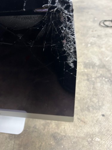 Apple IMAC A1419 Silver Retina 5K 27-inch Late 2015 I7 4GHz 32GB 1TB (DAMAGED) - Picture 2 of 12