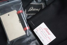 Brioni NM Flaiano One Button Peak Lapel 2 Pc Tuxedo JAcket Pants Sz 44S NEW