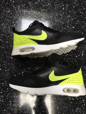 boys nike trainers size 4