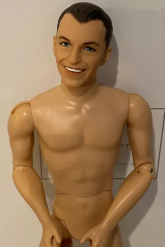 Muñeca Barbie Frank Sinatra, Recorporada