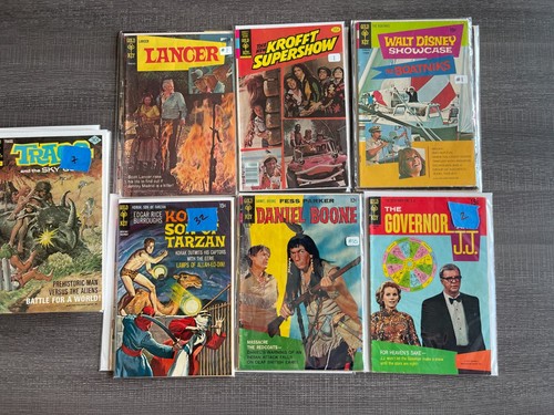 Misc Gold Key Comic Book Lot - 23 Book Lot - Mid/Higher Grade Lot (GK) - Picture 8 of 13