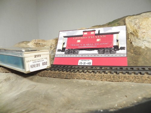 N SCALE ATLAS STEAM ENGINE LOCOMOTIVE A.T. S. F. & TENDER 102 - Picture 2 of 2