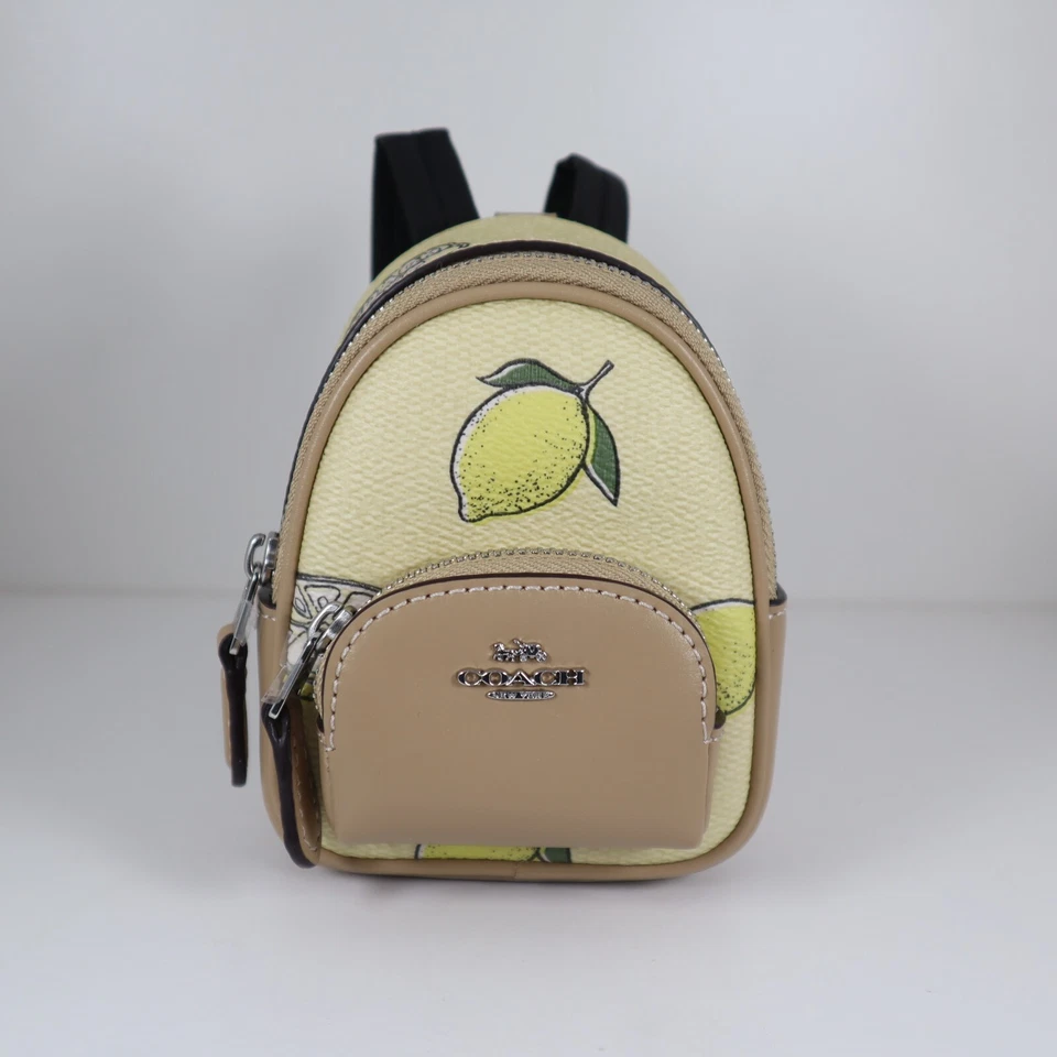 Bolso Mochila Coach Mini Court Dije con Estampado de Limón CAP03 NUEVO CON ETIQUETAS Foto 2 de 4