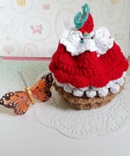 Sweetest Treat bag, Cupcake Strawberry handmade crochet purse, drawstring pouch