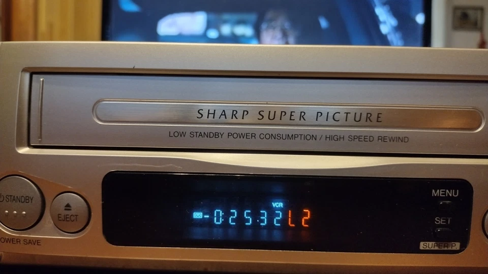 SHARP VC-M35 VIDEOREGISTRATORE VHS 4 TESTINE REVISIONATO CON TELECOMANDO - Immagine 4 di 4