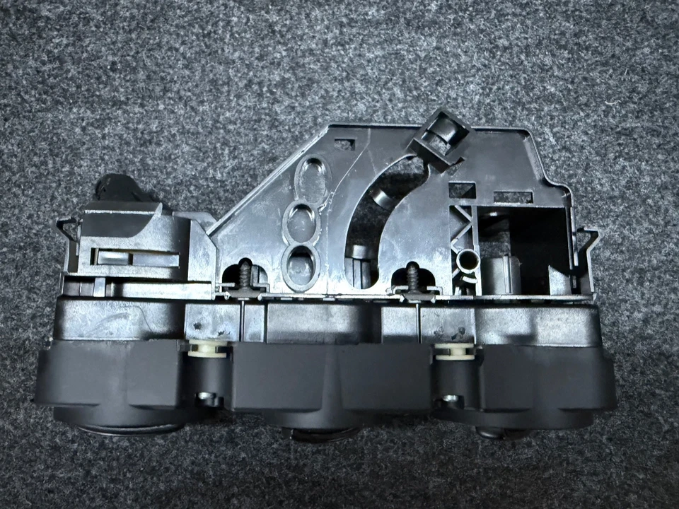 Unidad de control de clima aire acondicionado Volkswagen Golf V 2003-2009 1K0820047G Foto 4 de 4