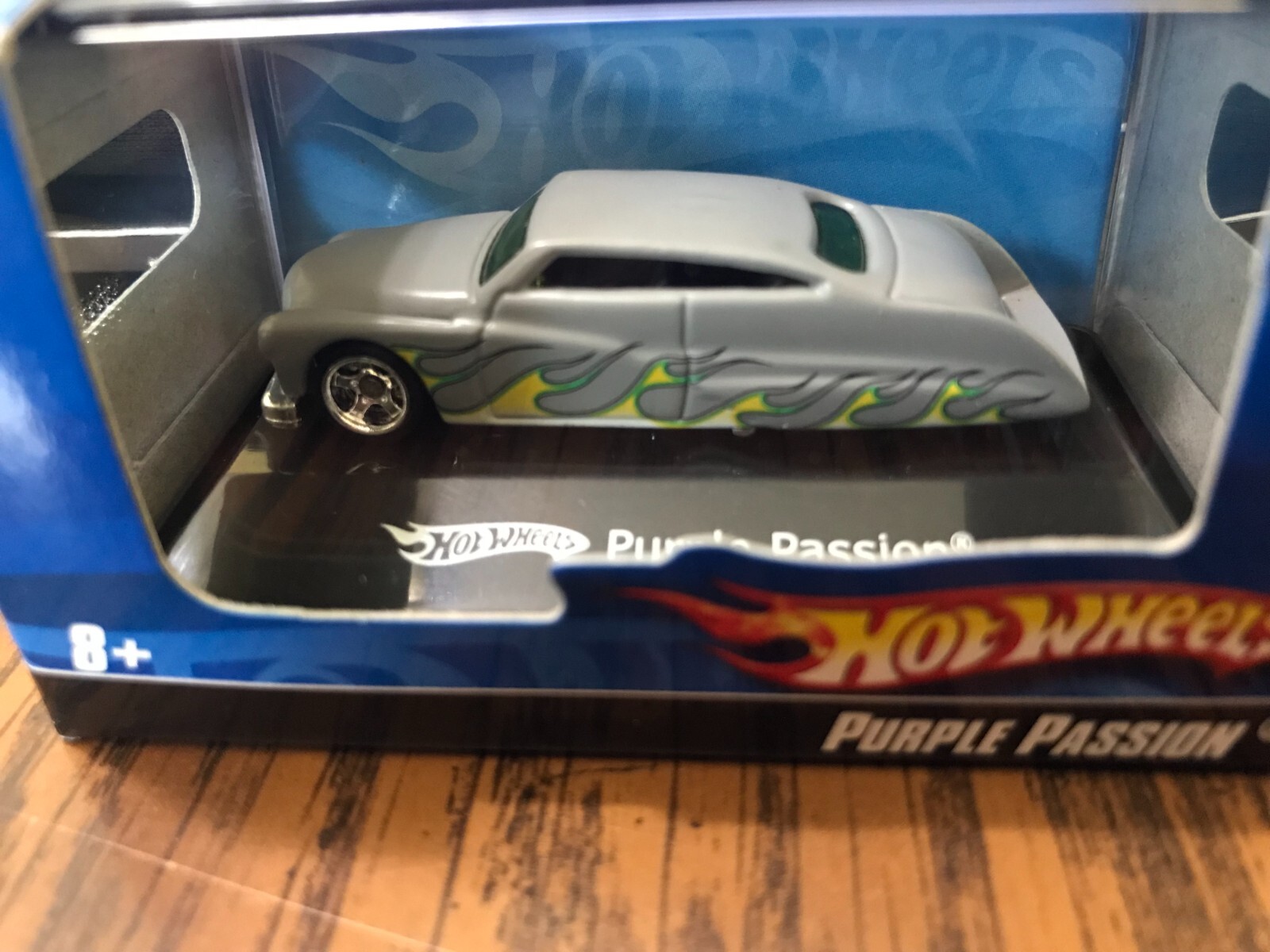 Picture 1 of 4