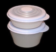 Tupperware Mini Stuffables Set of 2 Round Containers 1 & 2 Cups Blueberry Purple