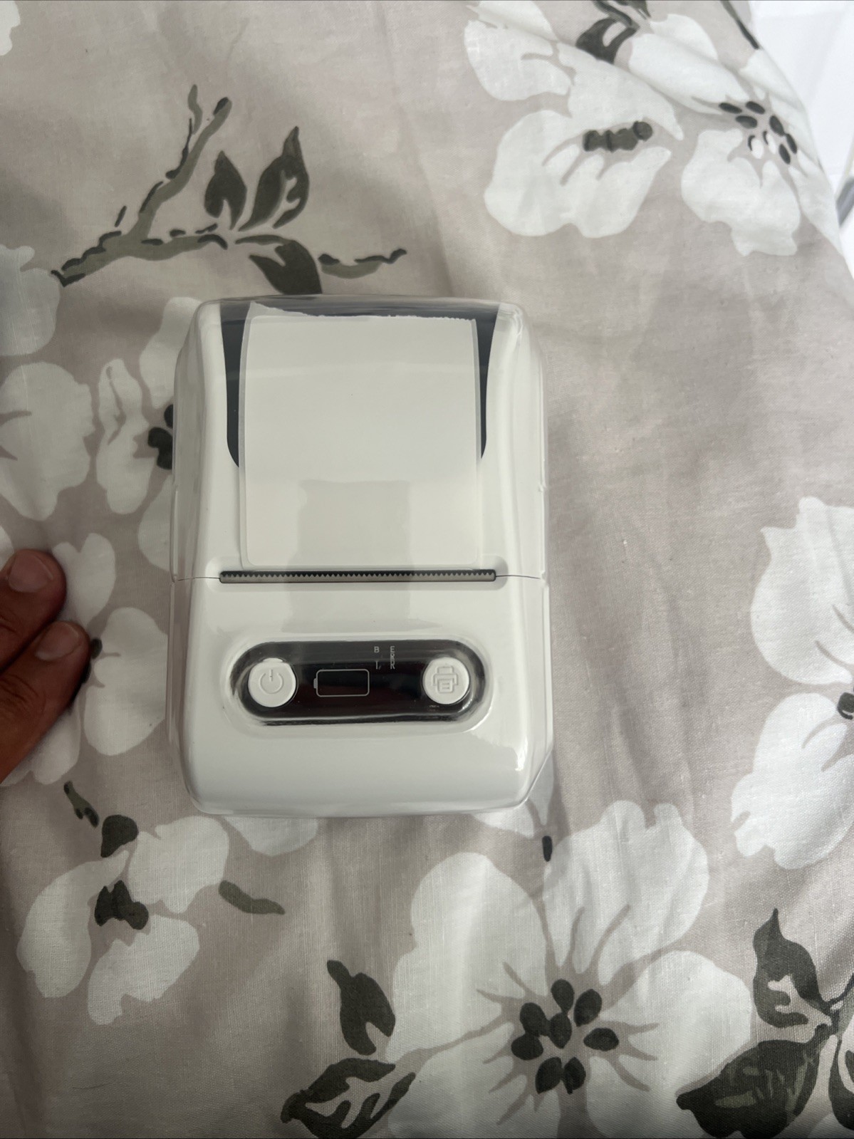 Piccola stampante per etichette Bluetooth foto 2