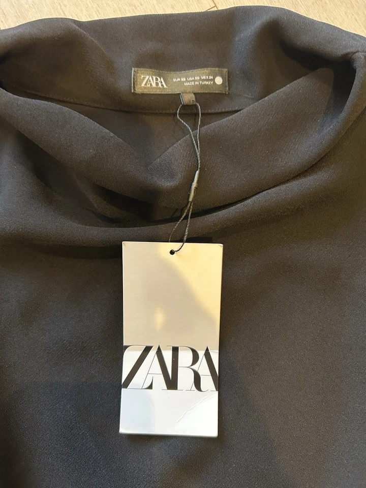 全新! Zara 黑色长袖衬衫 XS 码 — 第 2/4 张图片