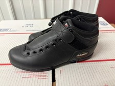 Riedell Carrera roller skates derby skates boots size 6 Drilled