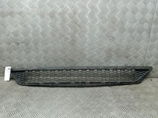 HYUNDAI TUCSON GRILLE FRONT BUMPER LOWER CENTRE 86561D7000 MK3 TL 2015-2018