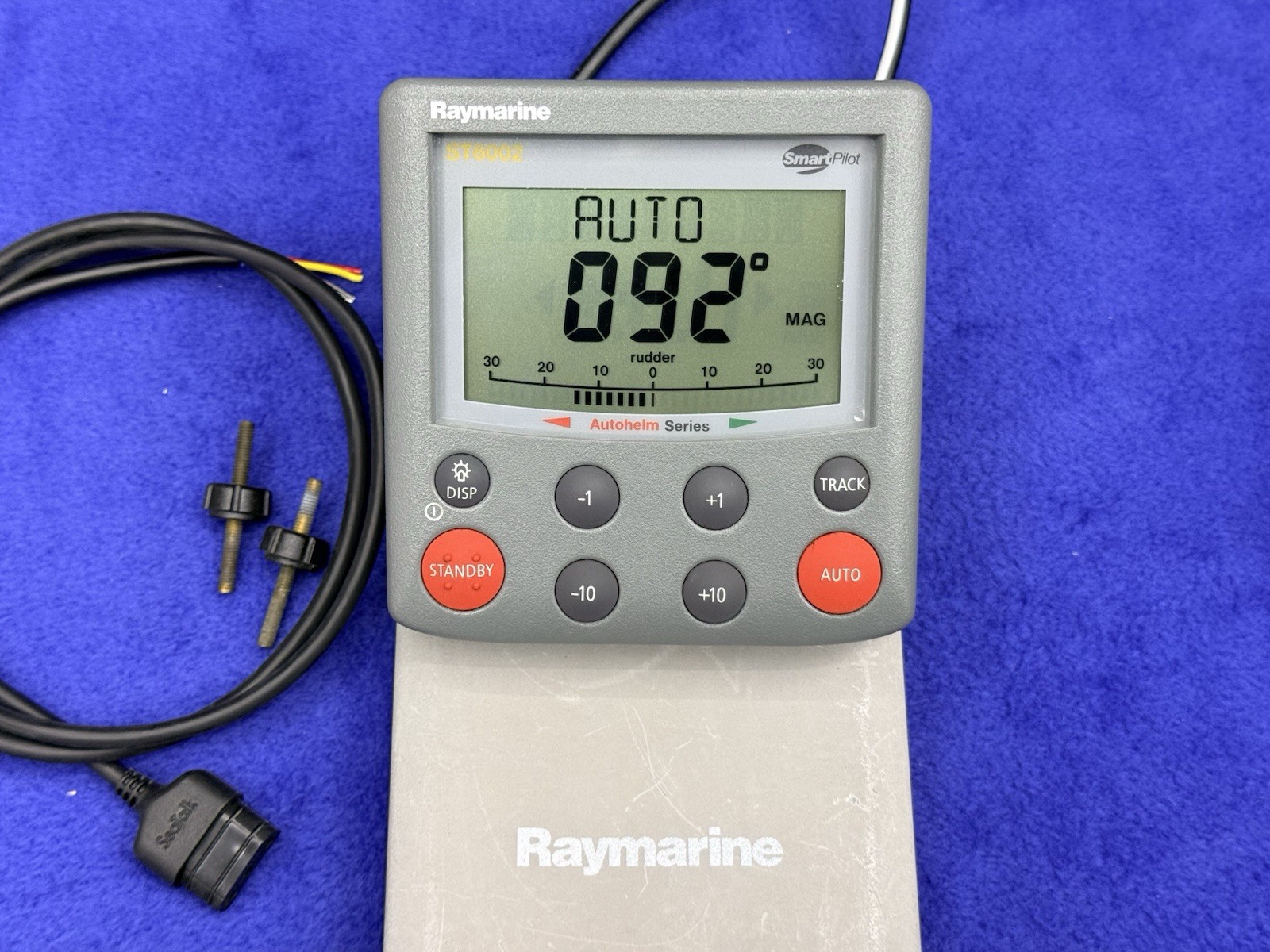 Raymarine ST6002 Smart Pilot Auto Pilot Control Head W/ Cover; Replaces ST6001
