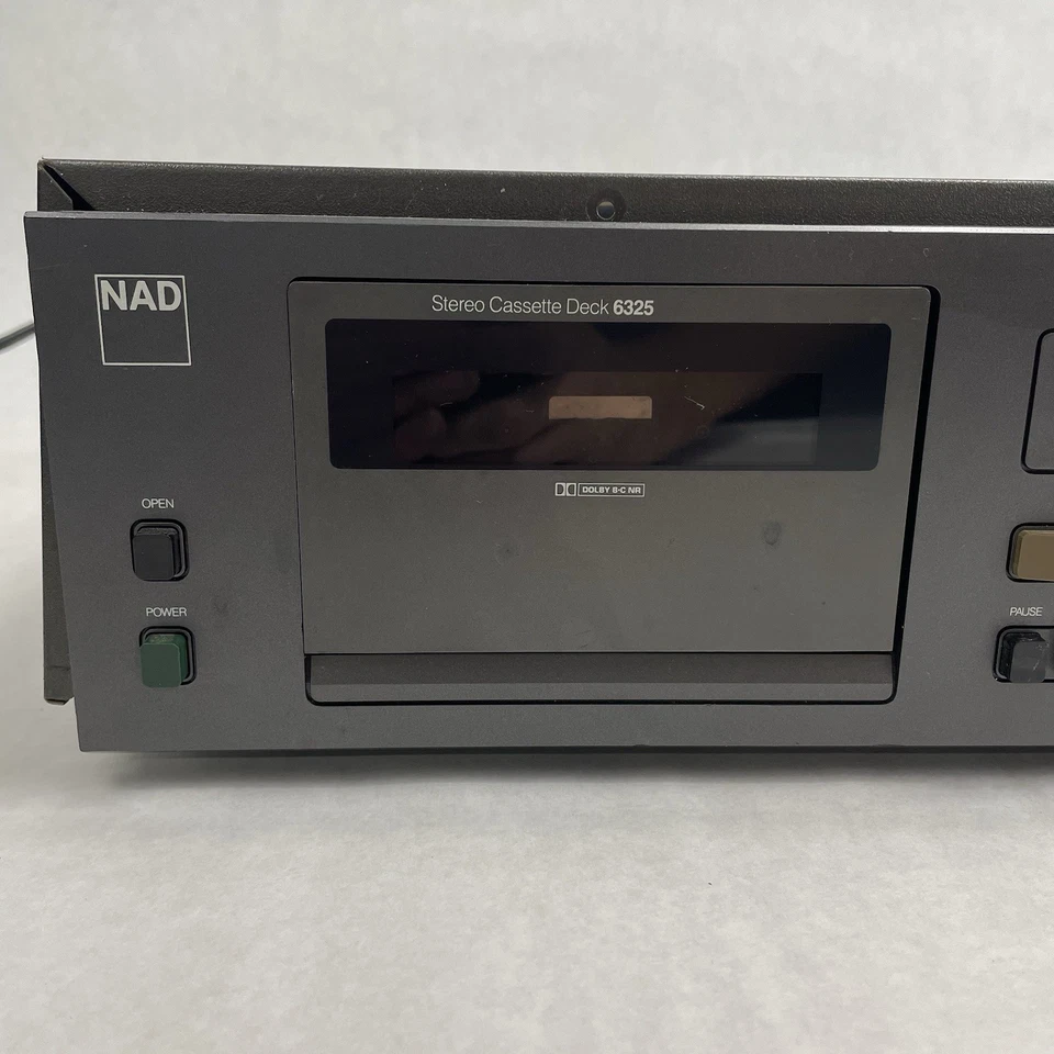 Cubierta de casete estéreo NAD 6325 para piezas Foto 3 de 4
